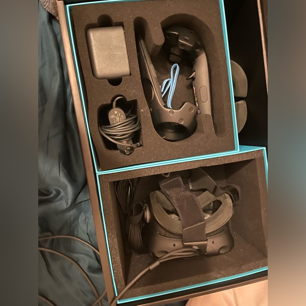 HTC vive head set